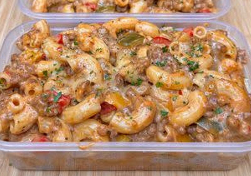 Philly Cheesesteak Mac N Cheese