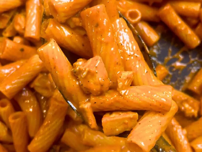 Creamy Roasted Red Pepper Pasta